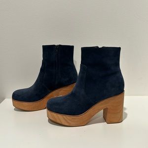 CHARLOTTE STONE Paz Clog Boot in Navy Suede - size 8